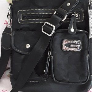 GUESS BLACK CANVAS CROSSBODY BAG NWT'S